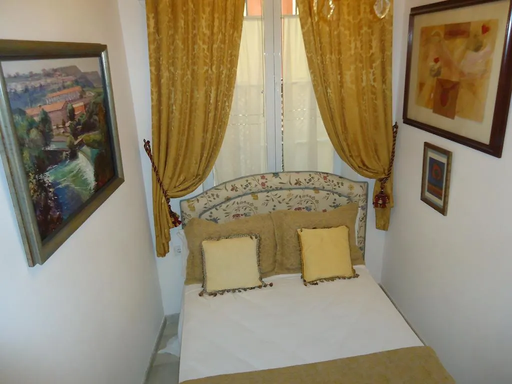 Apartment Casa Senorial En Sevilla Centro,Calle Marmoles Spain
